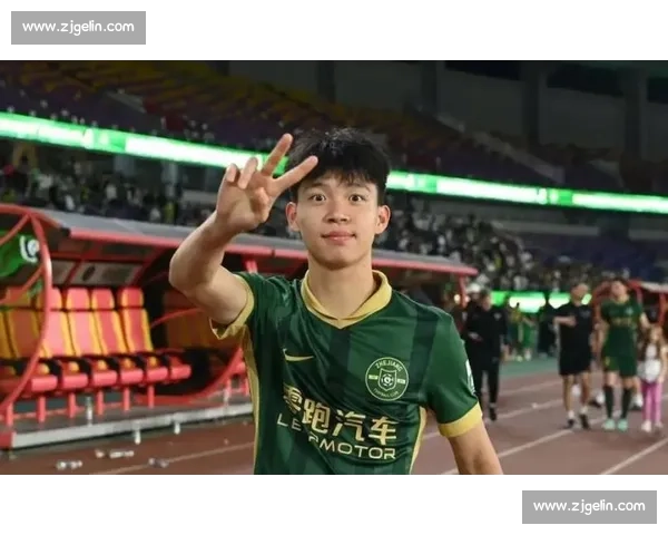 王钰栋回应传中质疑:我就是全能战士! 王钰栋回应传中质疑:我就是全能战士!